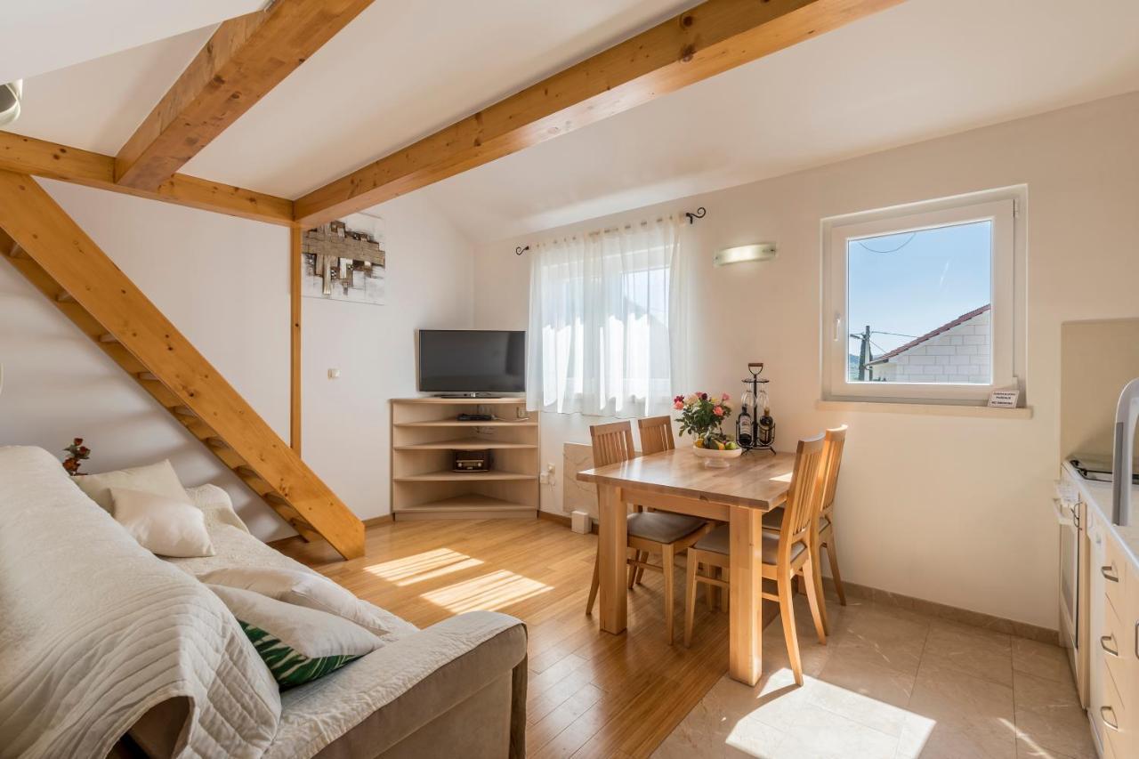 Villa Loza - Resort Moja Stina Seoca 外观 照片